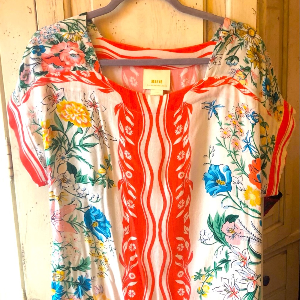Anthropologie (Maeve) NWOT multicolored large summer blouse.